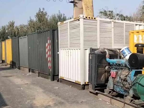 海城200KW柴油发电机机组每小时油耗是多少？